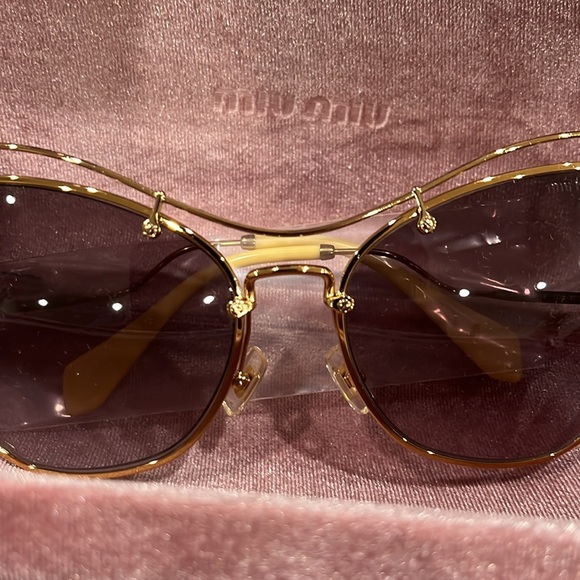 MIU MIU Accessories - MIU MIU SUNGLASSES BRAND NEW 56R 65-19 70E-3E2